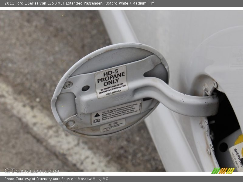 Oxford White / Medium Flint 2011 Ford E Series Van E350 XLT Extended Passenger
