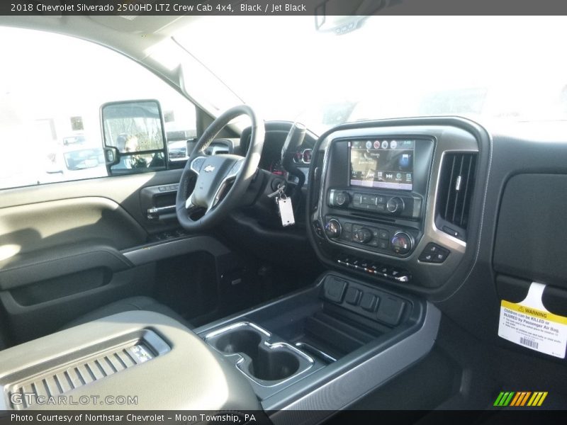 Black / Jet Black 2018 Chevrolet Silverado 2500HD LTZ Crew Cab 4x4