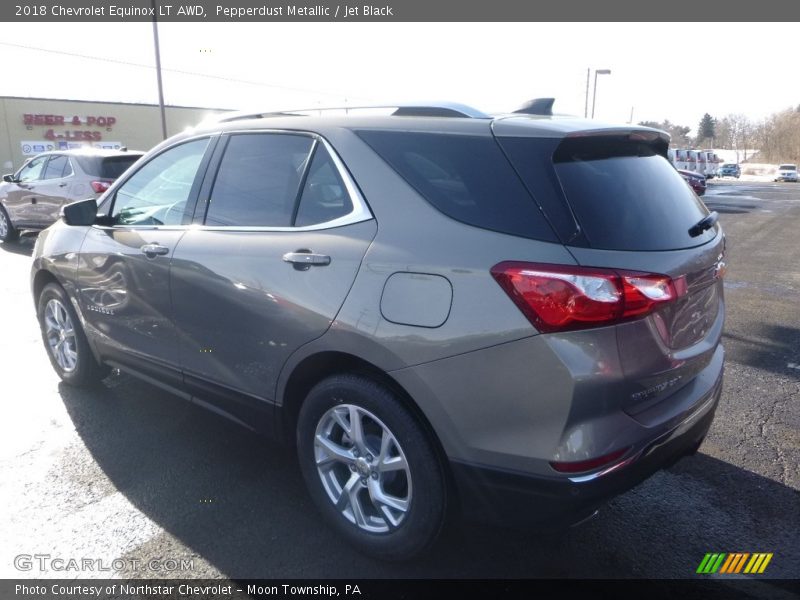Pepperdust Metallic / Jet Black 2018 Chevrolet Equinox LT AWD