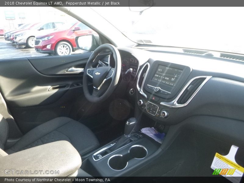 Pepperdust Metallic / Jet Black 2018 Chevrolet Equinox LT AWD