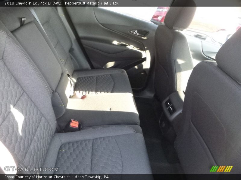 Pepperdust Metallic / Jet Black 2018 Chevrolet Equinox LT AWD