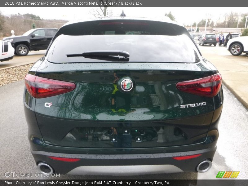 Verde Visconti Metallic (Green) / Black/Black 2018 Alfa Romeo Stelvio AWD