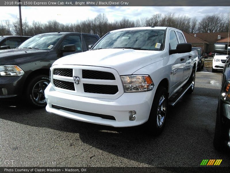 Bright White / Black/Diesel Gray 2018 Ram 1500 Express Crew Cab 4x4