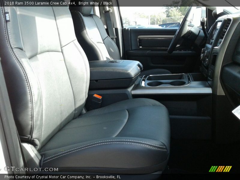 Bright White / Black 2018 Ram 3500 Laramie Crew Cab 4x4