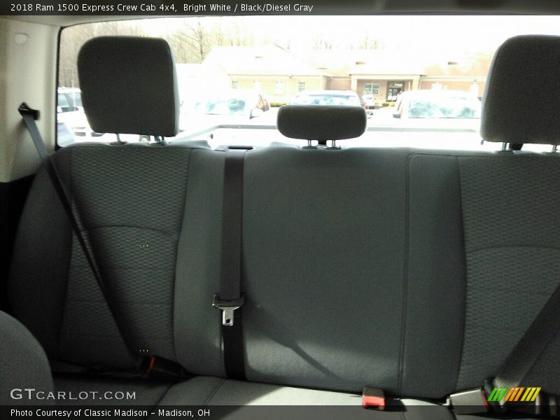 Bright White / Black/Diesel Gray 2018 Ram 1500 Express Crew Cab 4x4