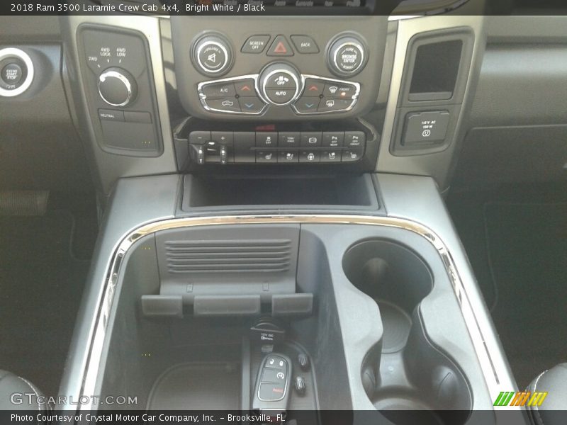 Bright White / Black 2018 Ram 3500 Laramie Crew Cab 4x4