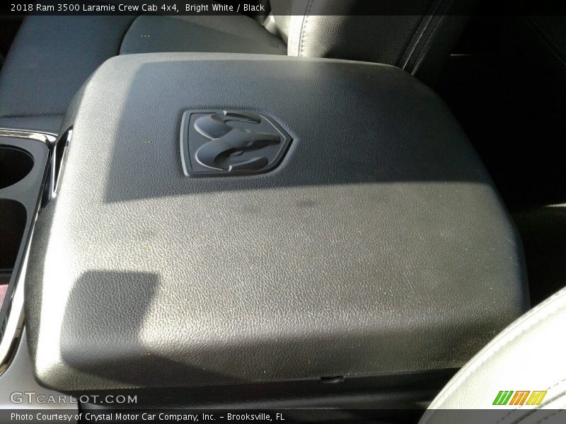 Bright White / Black 2018 Ram 3500 Laramie Crew Cab 4x4