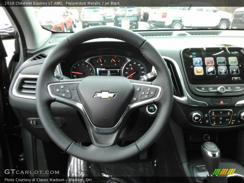 Pepperdust Metallic / Jet Black 2018 Chevrolet Equinox LT AWD