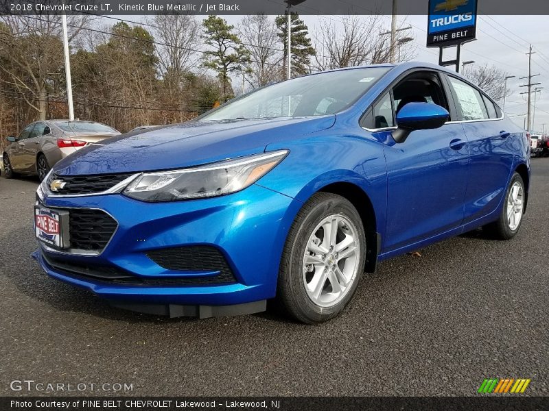 Kinetic Blue Metallic / Jet Black 2018 Chevrolet Cruze LT