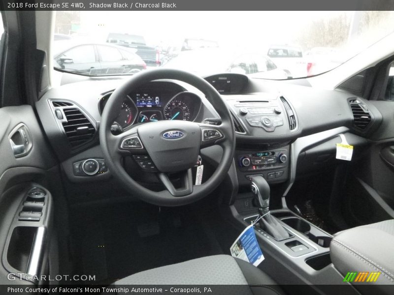 Shadow Black / Charcoal Black 2018 Ford Escape SE 4WD
