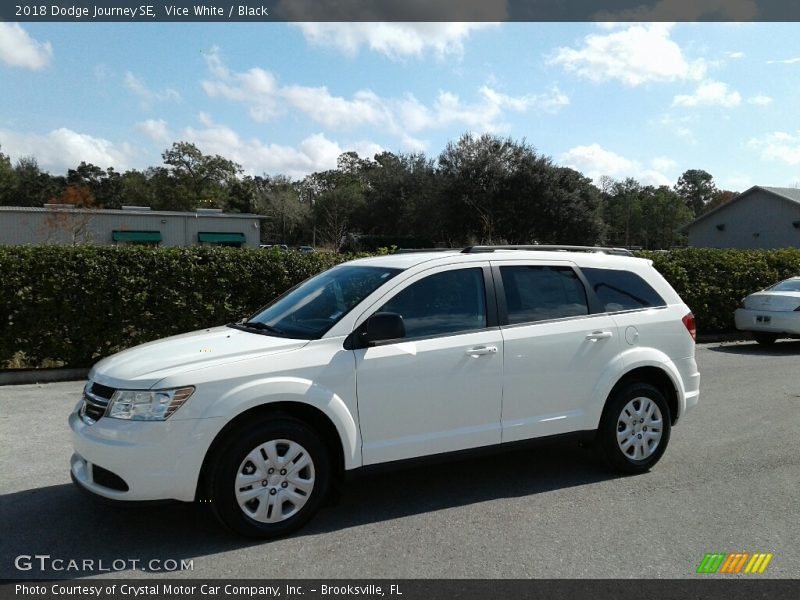 Vice White / Black 2018 Dodge Journey SE