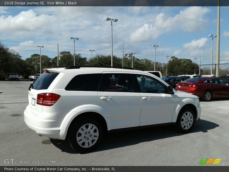 Vice White / Black 2018 Dodge Journey SE