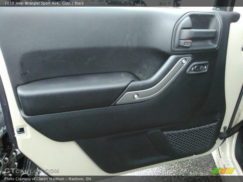 Gobi / Black 2018 Jeep Wrangler Sport 4x4