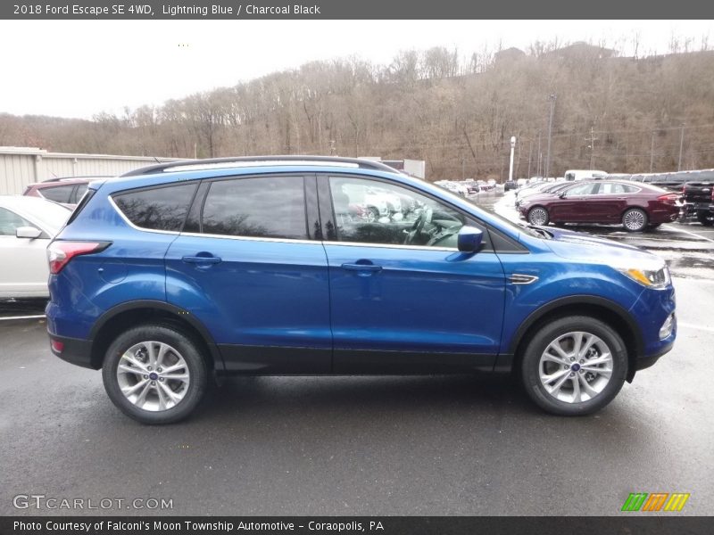 Lightning Blue / Charcoal Black 2018 Ford Escape SE 4WD