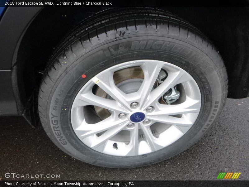 Lightning Blue / Charcoal Black 2018 Ford Escape SE 4WD