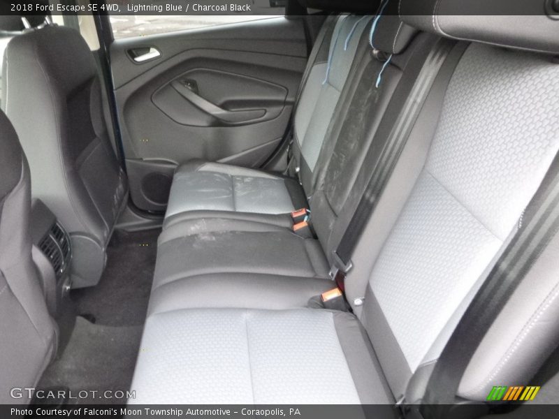 Lightning Blue / Charcoal Black 2018 Ford Escape SE 4WD