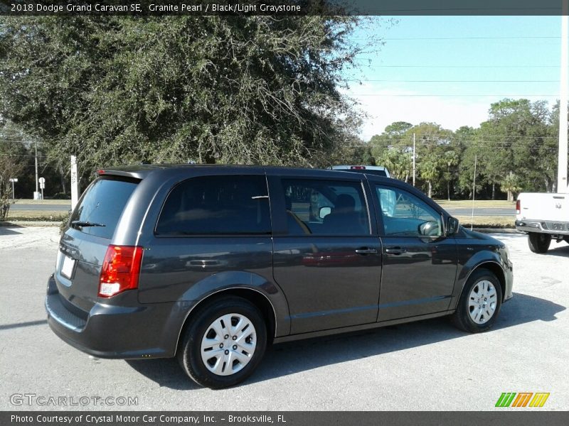 Granite Pearl / Black/Light Graystone 2018 Dodge Grand Caravan SE