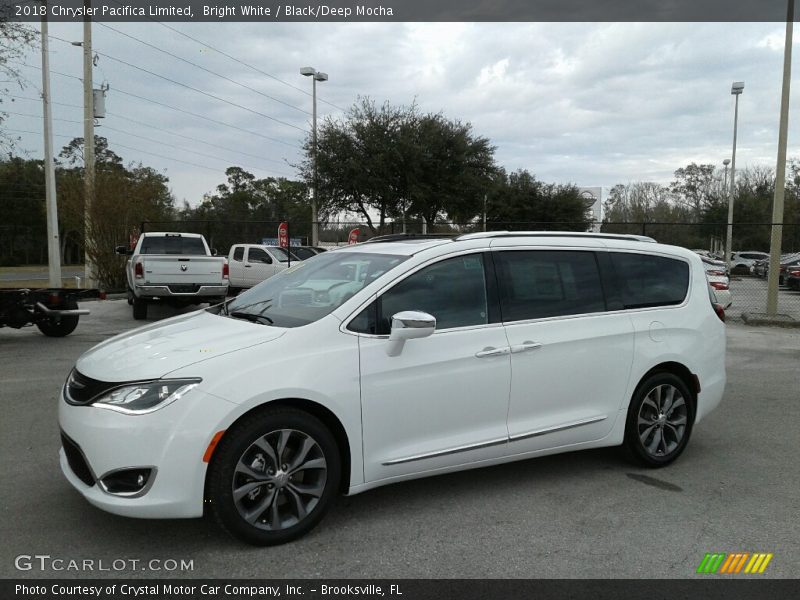 Bright White / Black/Deep Mocha 2018 Chrysler Pacifica Limited