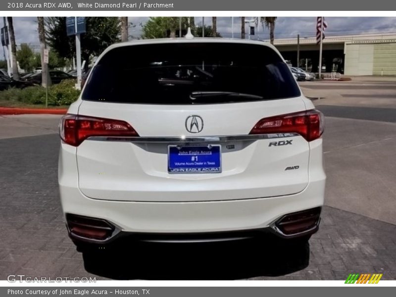White Diamond Pearl / Parchment 2018 Acura RDX AWD