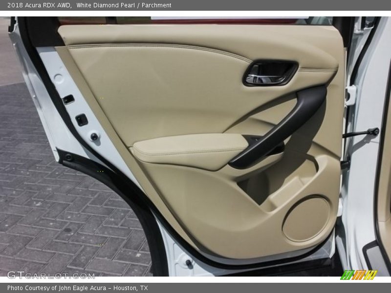 White Diamond Pearl / Parchment 2018 Acura RDX AWD