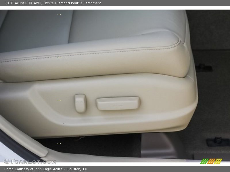 White Diamond Pearl / Parchment 2018 Acura RDX AWD