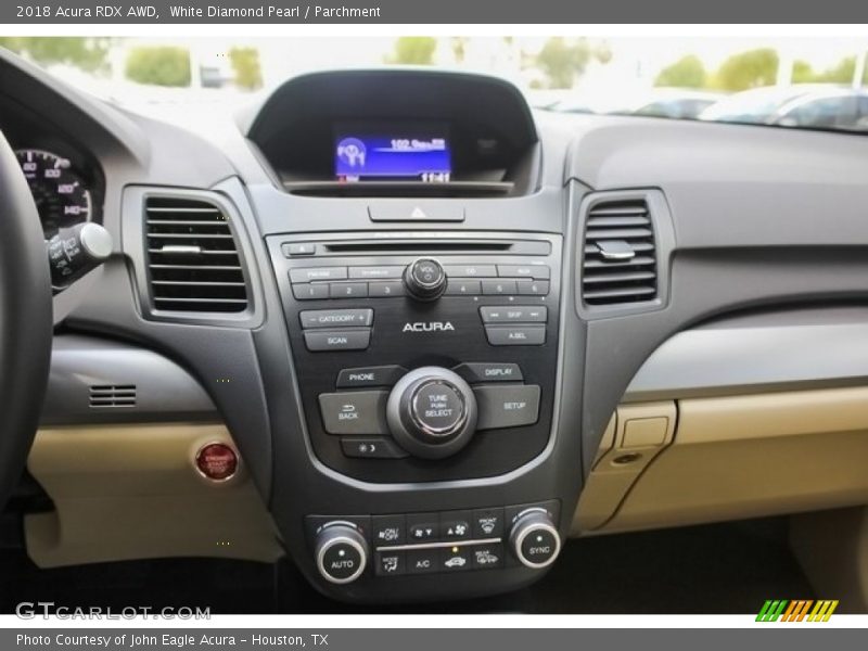 White Diamond Pearl / Parchment 2018 Acura RDX AWD