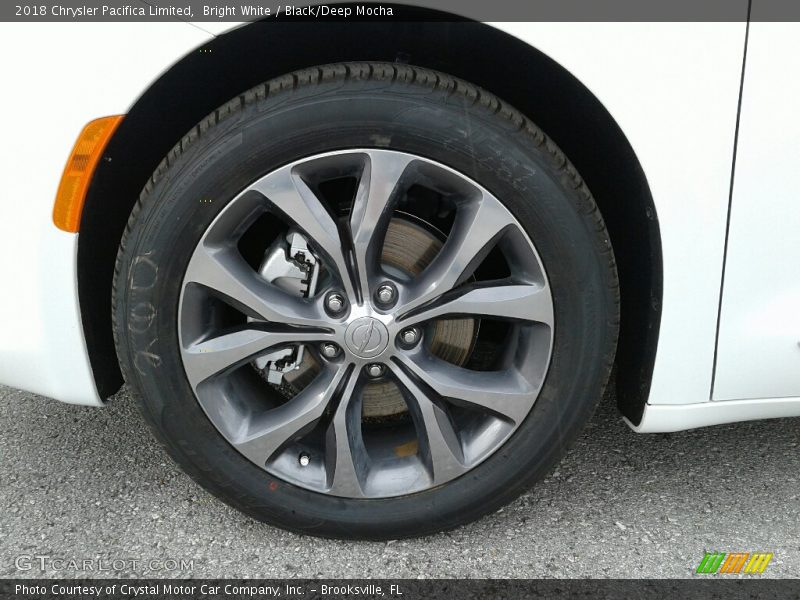 Bright White / Black/Deep Mocha 2018 Chrysler Pacifica Limited