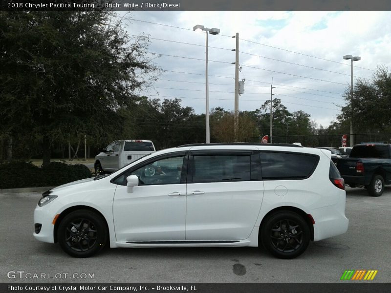Bright White / Black/Diesel 2018 Chrysler Pacifica Touring L