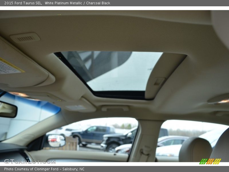 White Platinum Metallic / Charcoal Black 2015 Ford Taurus SEL