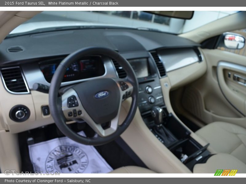 White Platinum Metallic / Charcoal Black 2015 Ford Taurus SEL