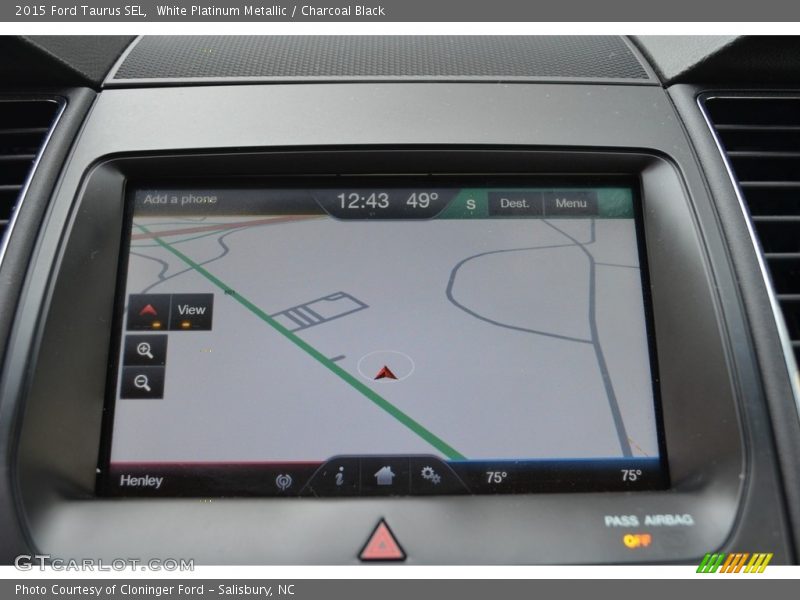White Platinum Metallic / Charcoal Black 2015 Ford Taurus SEL