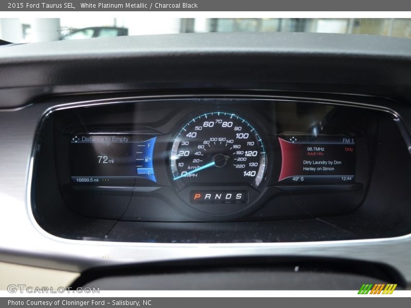 White Platinum Metallic / Charcoal Black 2015 Ford Taurus SEL