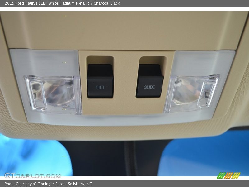 White Platinum Metallic / Charcoal Black 2015 Ford Taurus SEL