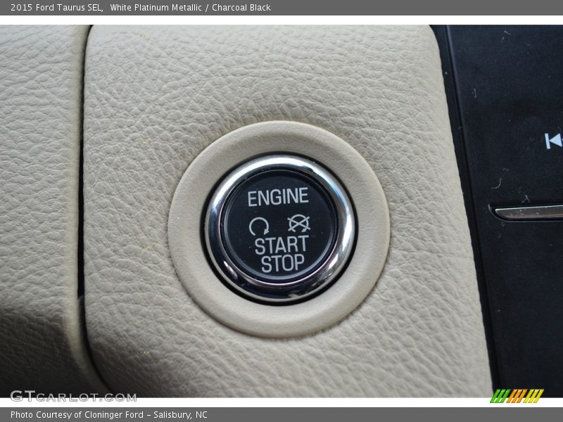 White Platinum Metallic / Charcoal Black 2015 Ford Taurus SEL