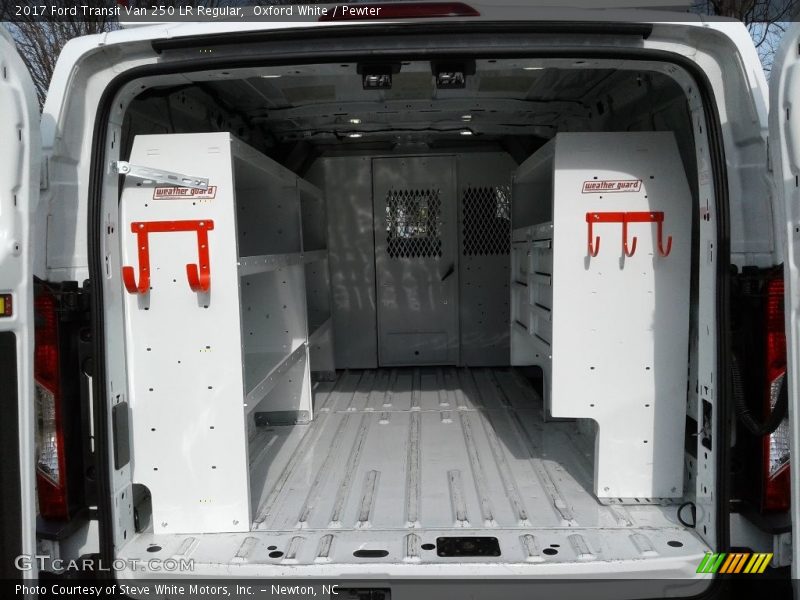  2017 Transit Van 250 LR Regular Trunk