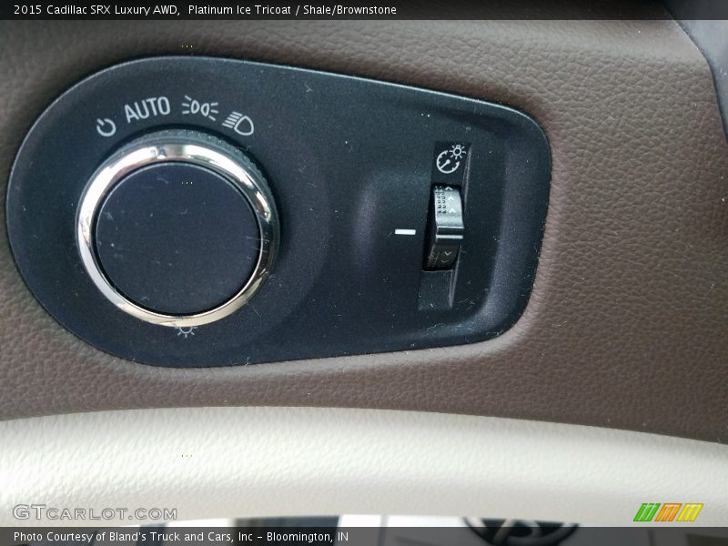 Platinum Ice Tricoat / Shale/Brownstone 2015 Cadillac SRX Luxury AWD