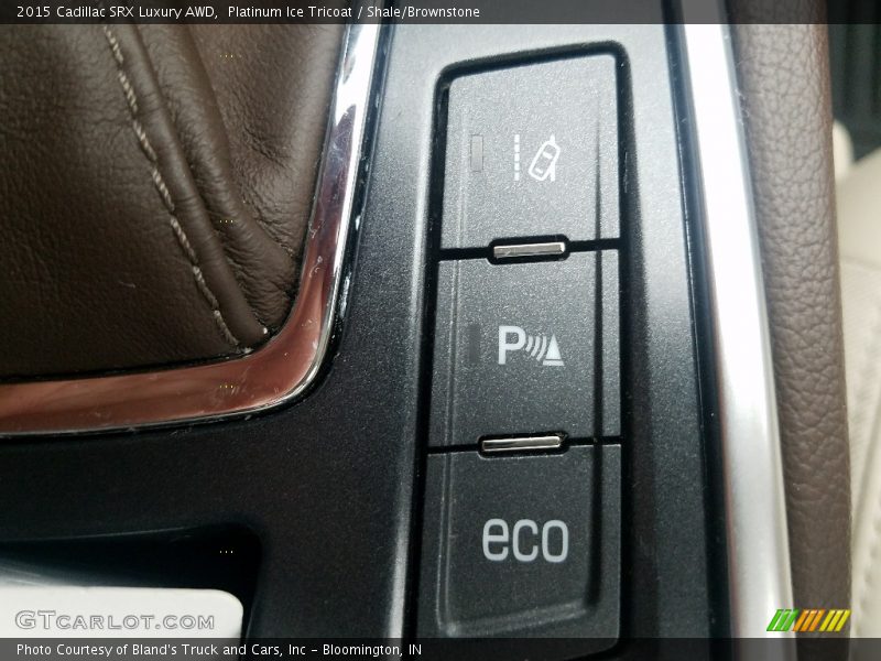 Platinum Ice Tricoat / Shale/Brownstone 2015 Cadillac SRX Luxury AWD