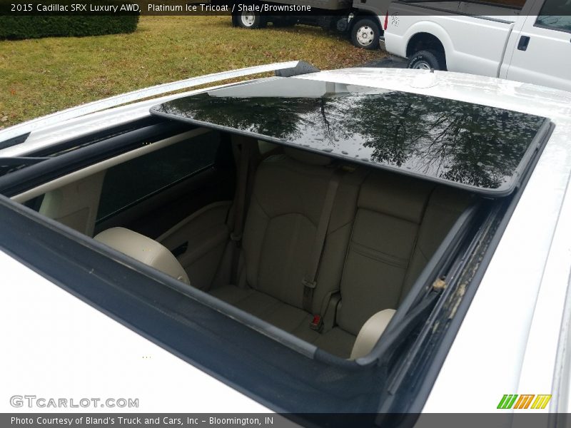 Platinum Ice Tricoat / Shale/Brownstone 2015 Cadillac SRX Luxury AWD