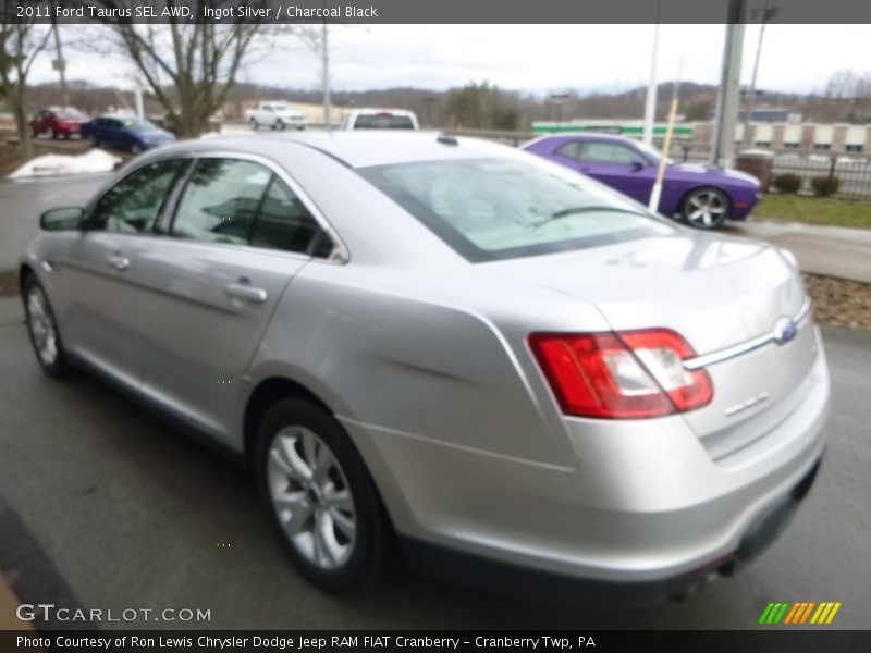 Ingot Silver / Charcoal Black 2011 Ford Taurus SEL AWD