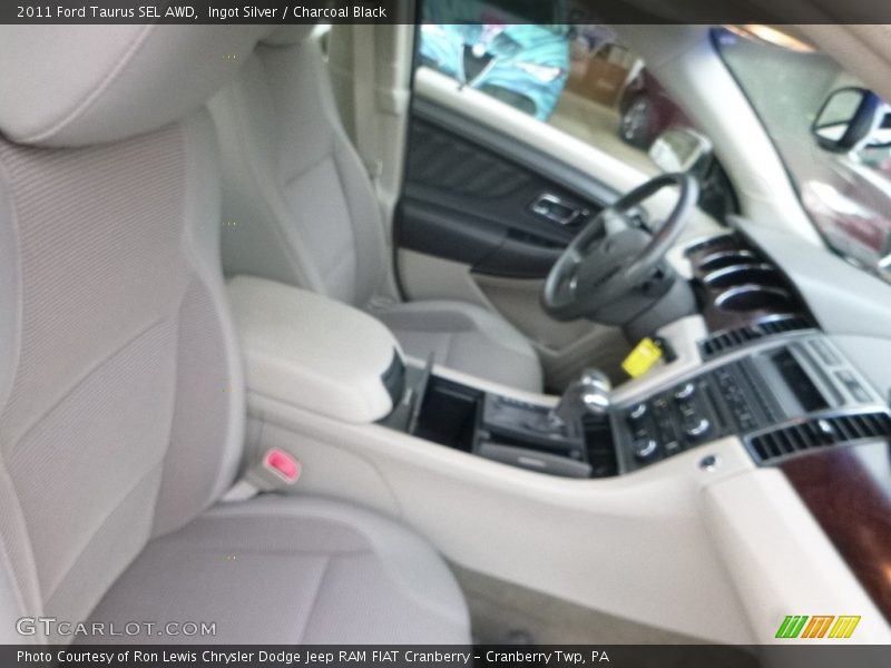 Ingot Silver / Charcoal Black 2011 Ford Taurus SEL AWD