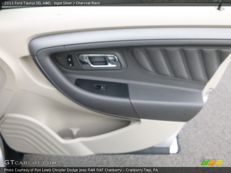 Ingot Silver / Charcoal Black 2011 Ford Taurus SEL AWD
