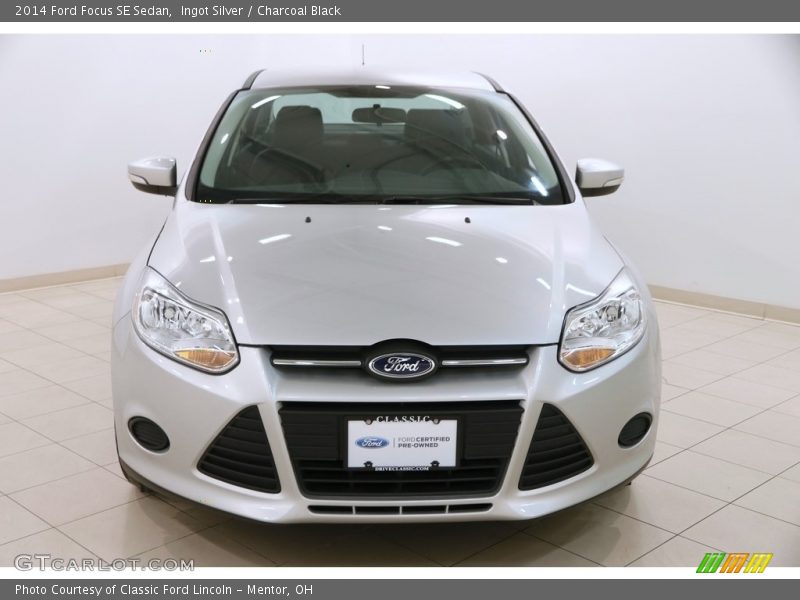 Ingot Silver / Charcoal Black 2014 Ford Focus SE Sedan