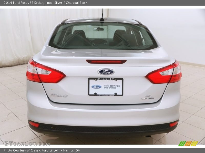 Ingot Silver / Charcoal Black 2014 Ford Focus SE Sedan