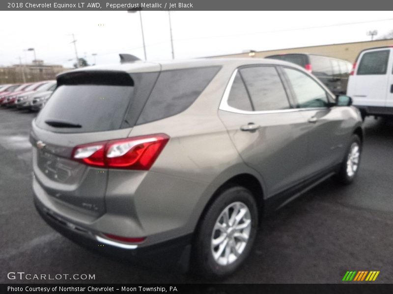 Pepperdust Metallic / Jet Black 2018 Chevrolet Equinox LT AWD