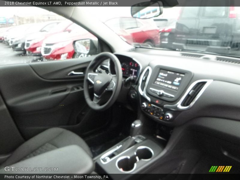 Pepperdust Metallic / Jet Black 2018 Chevrolet Equinox LT AWD