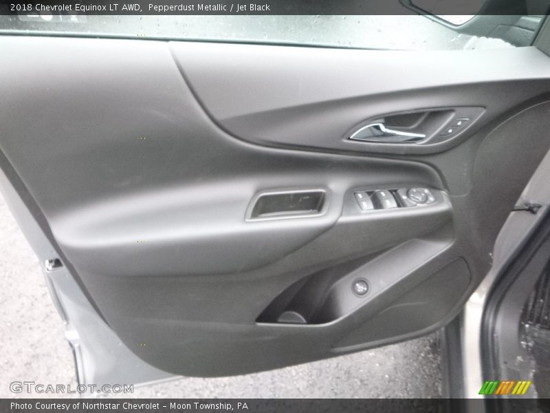 Pepperdust Metallic / Jet Black 2018 Chevrolet Equinox LT AWD