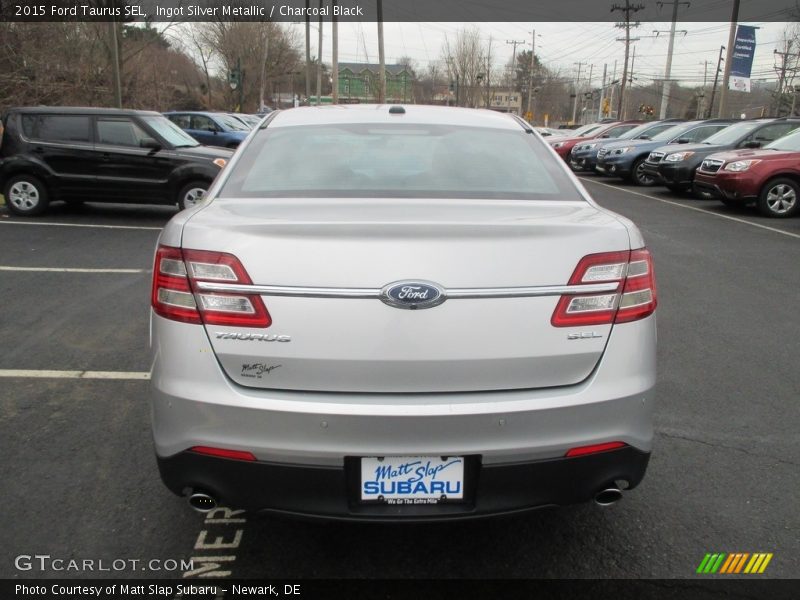 Ingot Silver Metallic / Charcoal Black 2015 Ford Taurus SEL