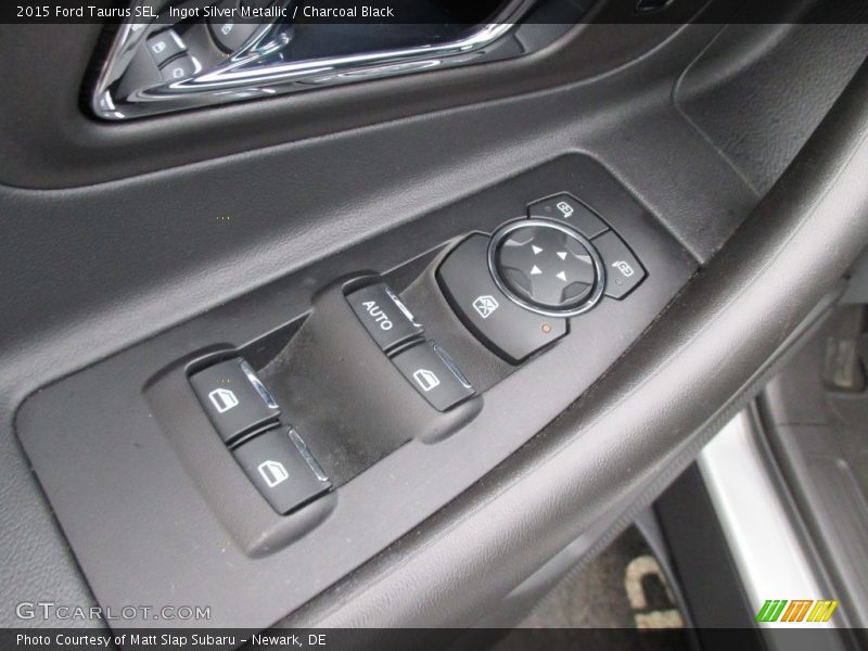 Ingot Silver Metallic / Charcoal Black 2015 Ford Taurus SEL