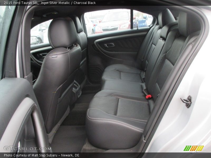 Ingot Silver Metallic / Charcoal Black 2015 Ford Taurus SEL