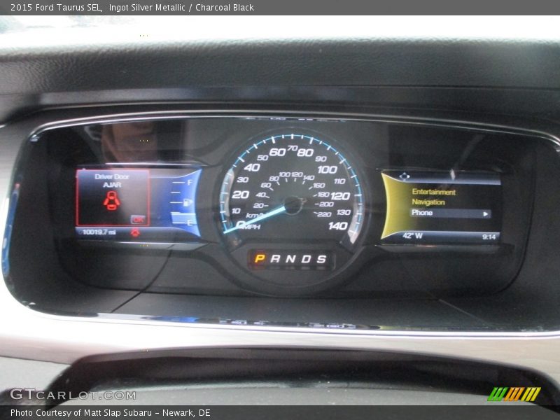 Ingot Silver Metallic / Charcoal Black 2015 Ford Taurus SEL